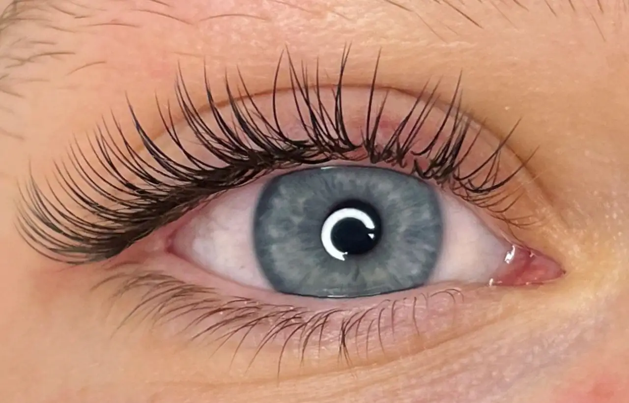 Classic Lash Extensions Natural Look Dee Why 2099